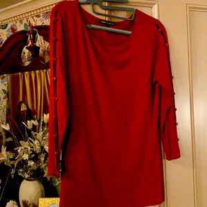 Maroon top with button sleeve